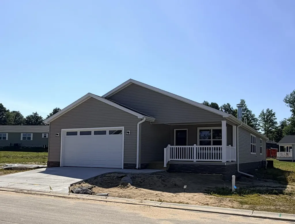 2148 Alta Vista Drive East Bay Township MI 49686