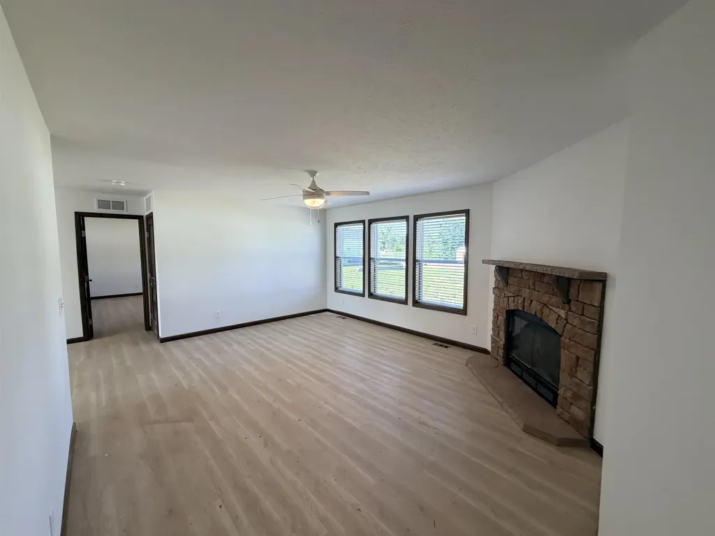 2148 Alta Vista Drive East Bay Township MI 49686