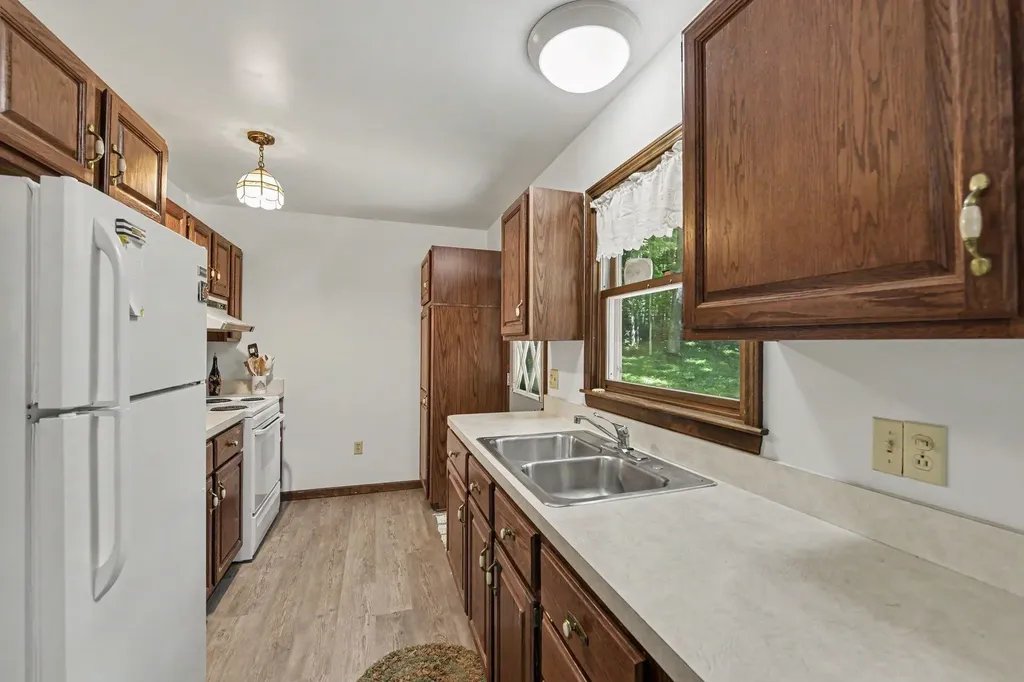 19048 Birch View Trail Almira Township MI 49650