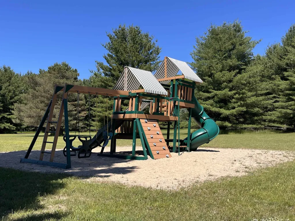 3985 Cedar Lane Forest Home Township MI 49615