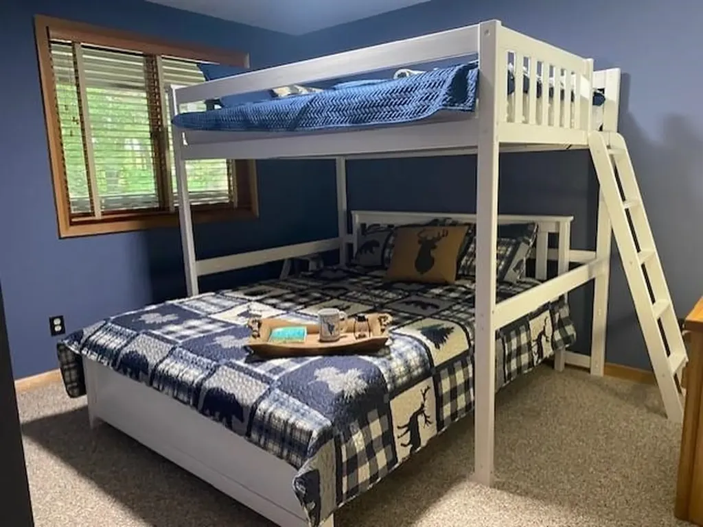 6865 Pinebrook Drive Custer Township MI 49615