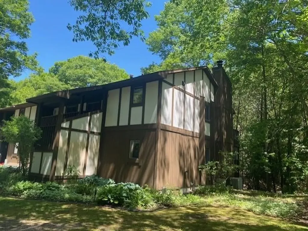 6865 Pinebrook Drive Custer Township MI 49615