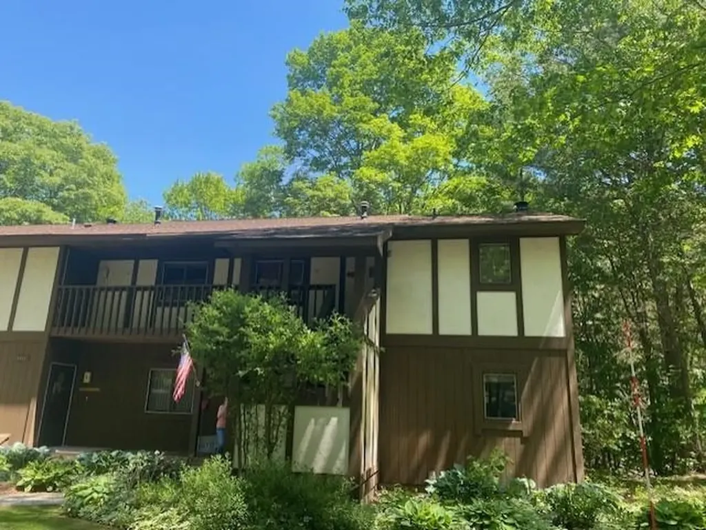 6865 Pinebrook Drive Custer Township MI 49615