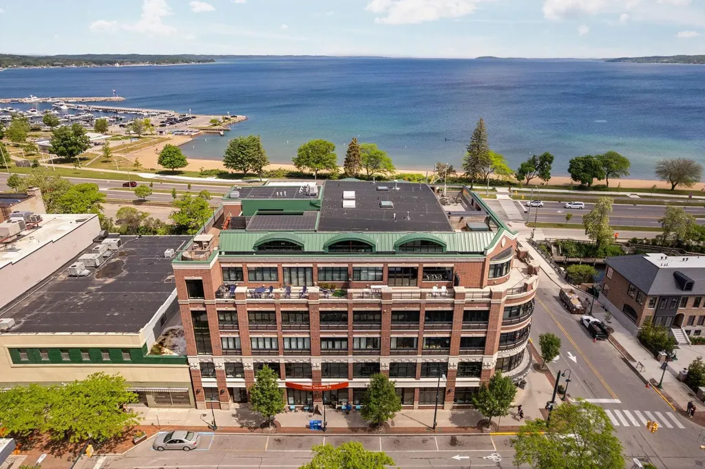 101 Park Street Traverse City City MI 49684