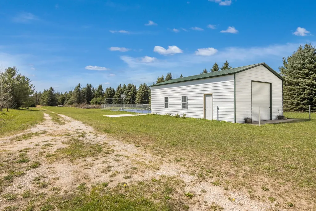 6542 Fife Lake Road Fife Lake Township MI 49633