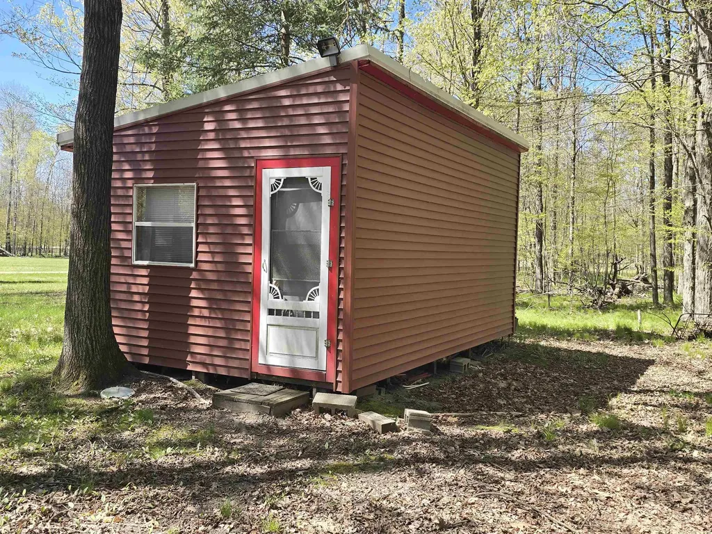 10096 Grindstone Road Sylvan Township MI 49631