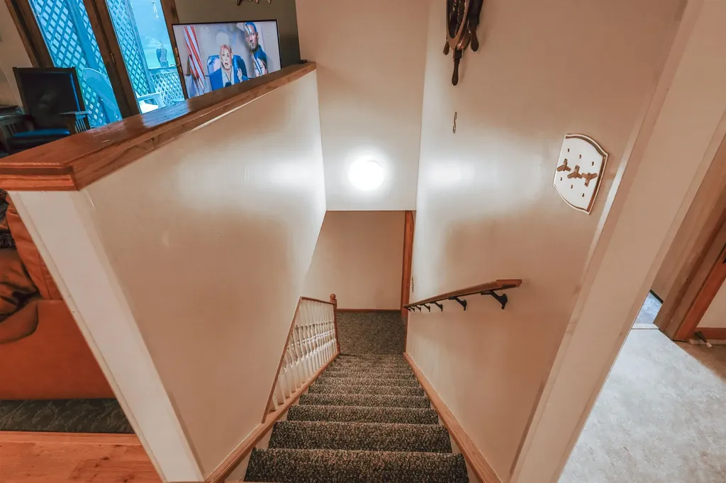 13686 Hedeen Drive Peninsula Township MI 49686