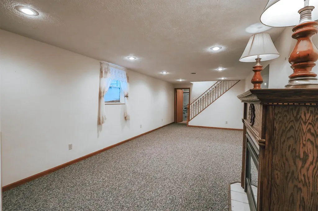 13686 Hedeen Drive Peninsula Township MI 49686