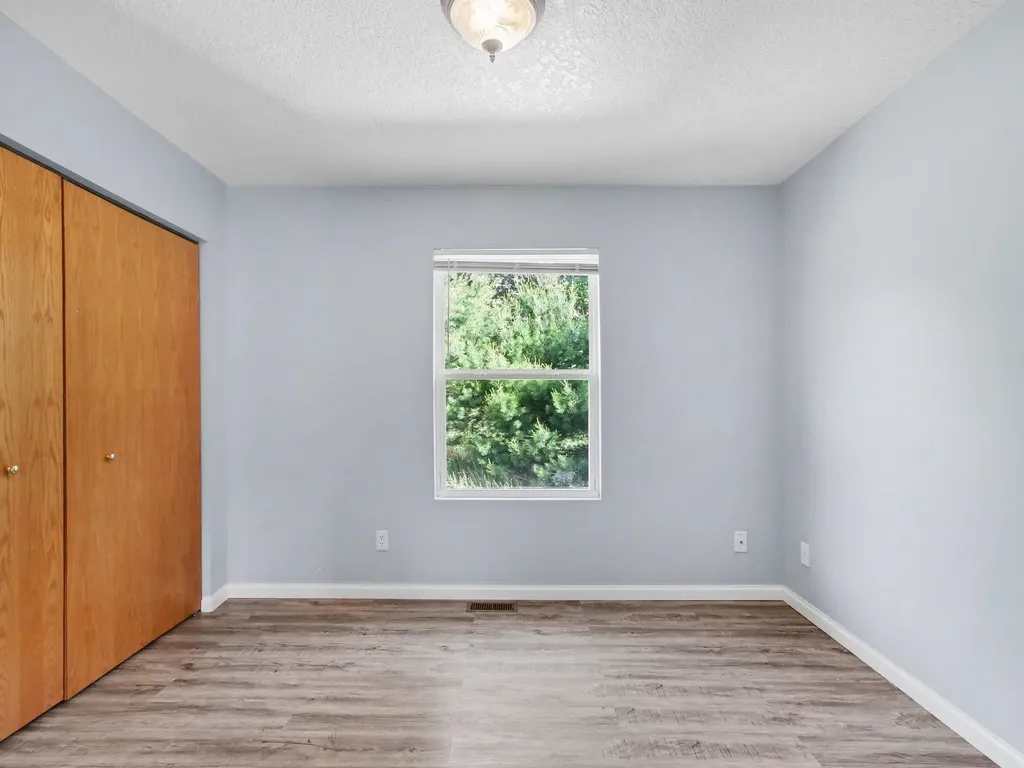 8394 King Arthurs Court Paradise Township MI 49649