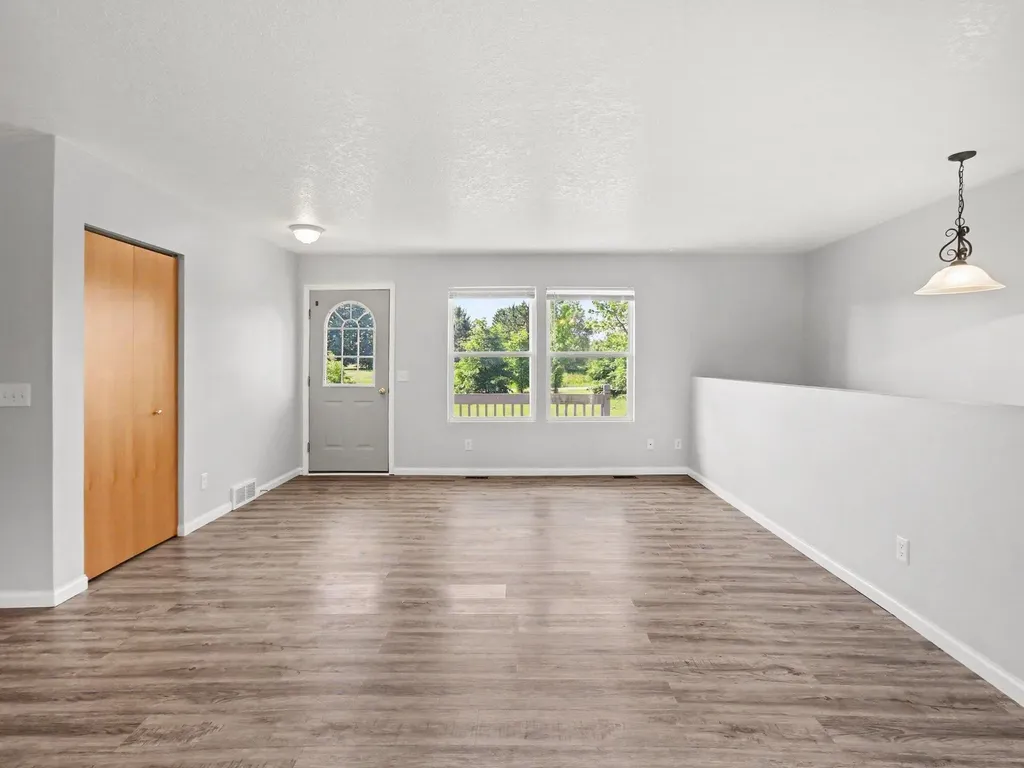 8394 King Arthurs Court Paradise Township MI 49649