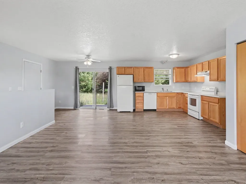 8394 King Arthurs Court Paradise Township MI 49649