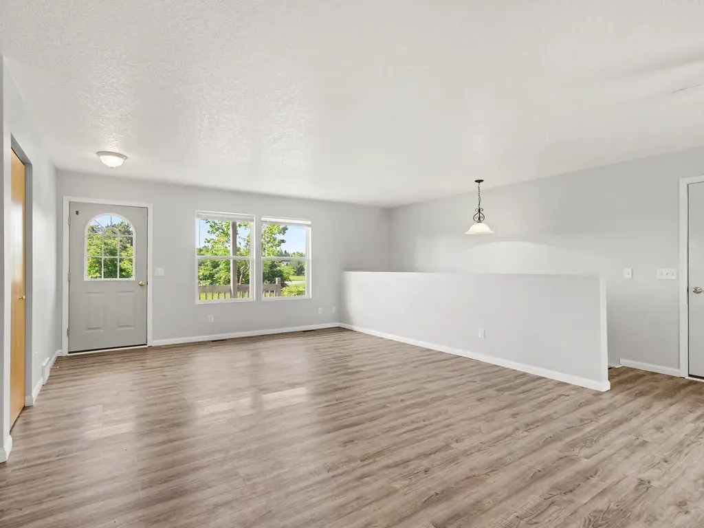 8394 King Arthurs Court Paradise Township MI 49649