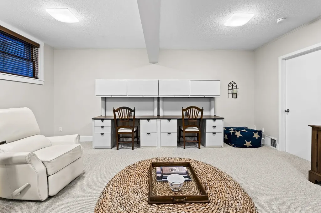 240 Peninsula Hills Drive Peninsula Township MI 49686