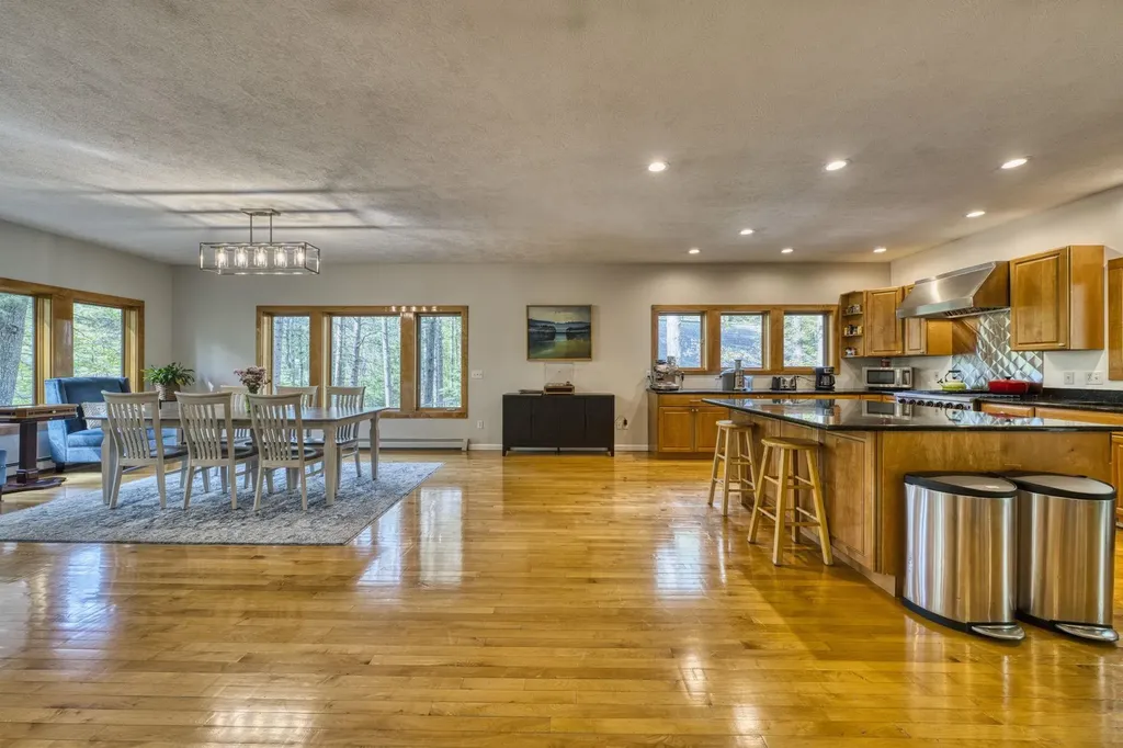 4678 Lands End Road East Bay Township MI 49686