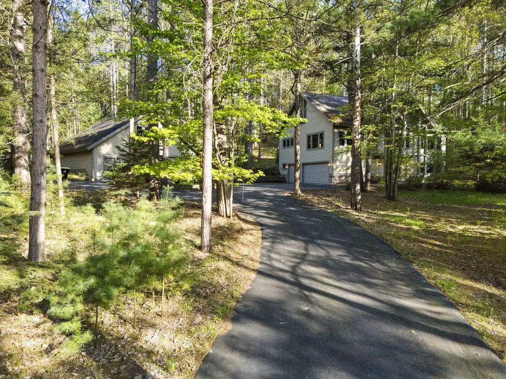 4678 Lands End Road East Bay Township MI 49686
