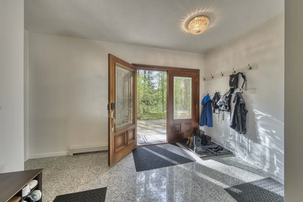 4678 Lands End Road East Bay Township MI 49686