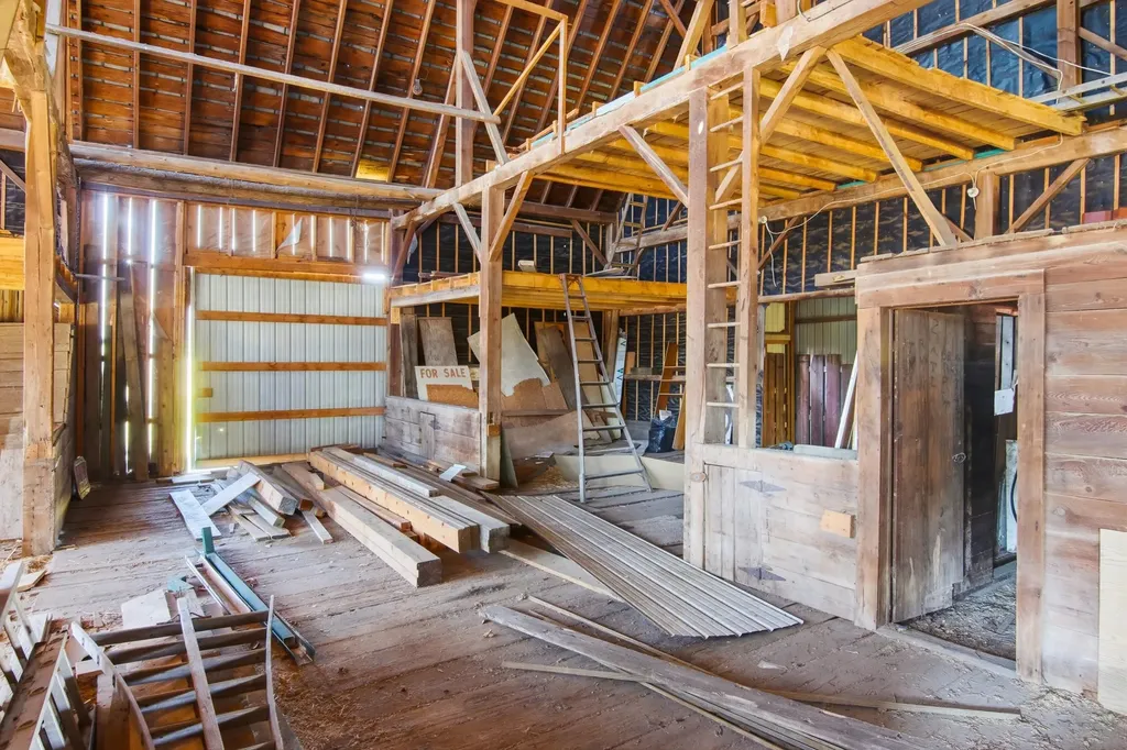 000 Mclachlan Road Torch Lake Township MI 49648