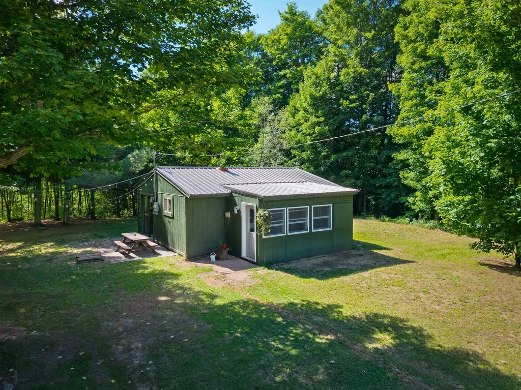 11903 Partridge Lane Mancelona Township MI 49659