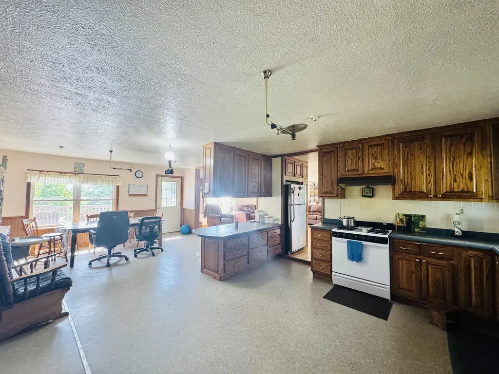 6351 N 33 Road Greenwood Township MI 49663