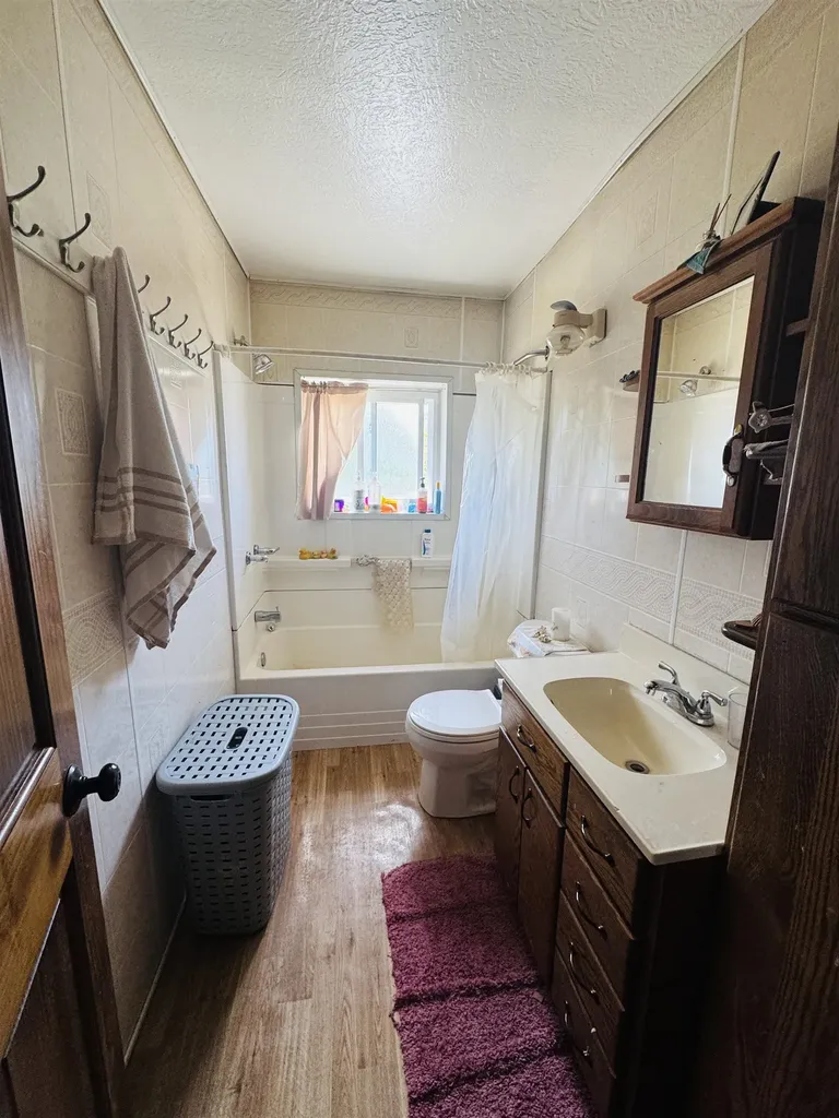 6351 N 33 Road Greenwood Township MI 49663
