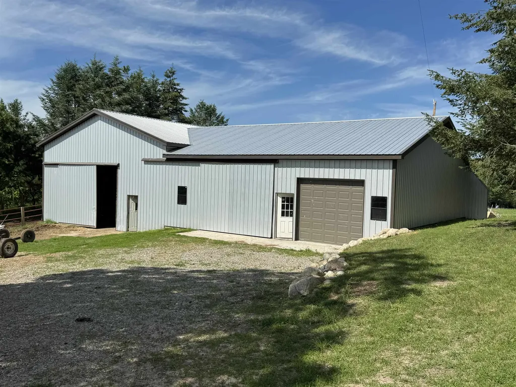 6351 N 33 Road Greenwood Township MI 49663