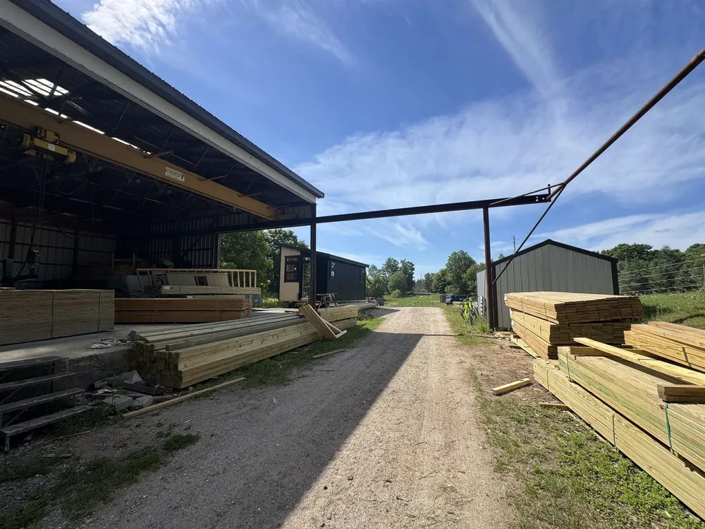 6351 N 33 Road Greenwood Township MI 49663
