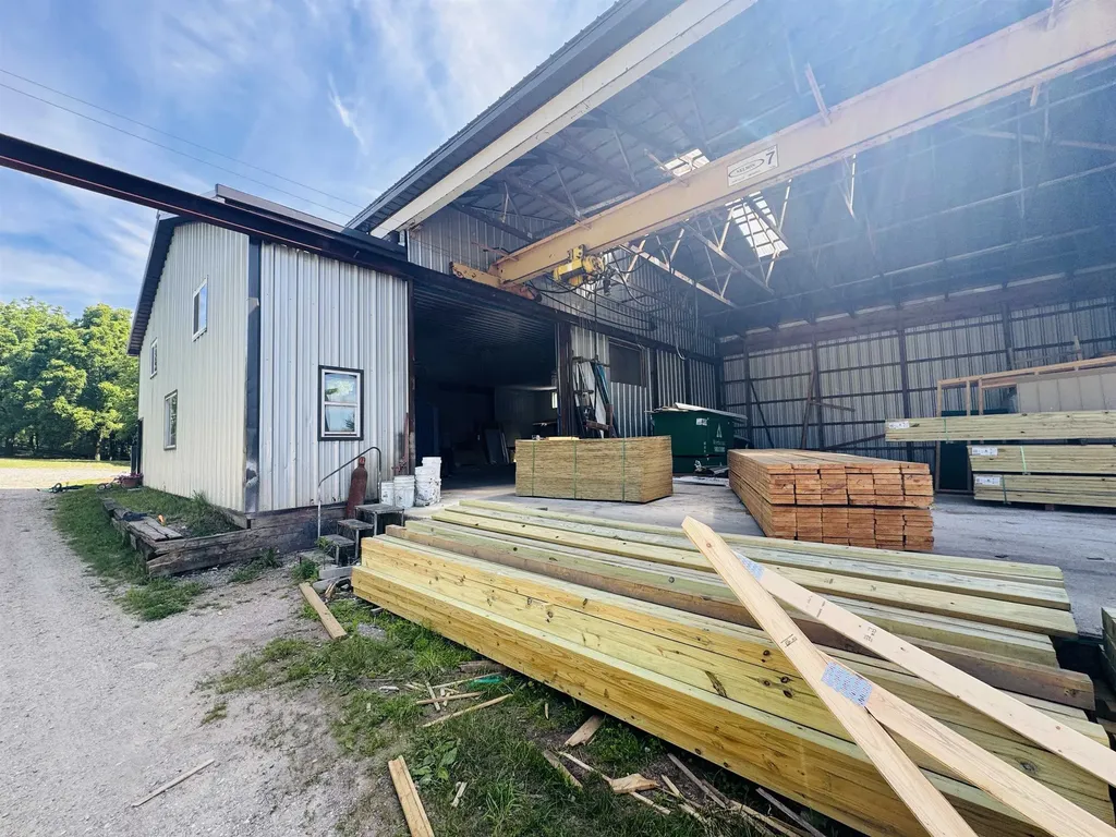 6351 N 33 Road Greenwood Township MI 49663