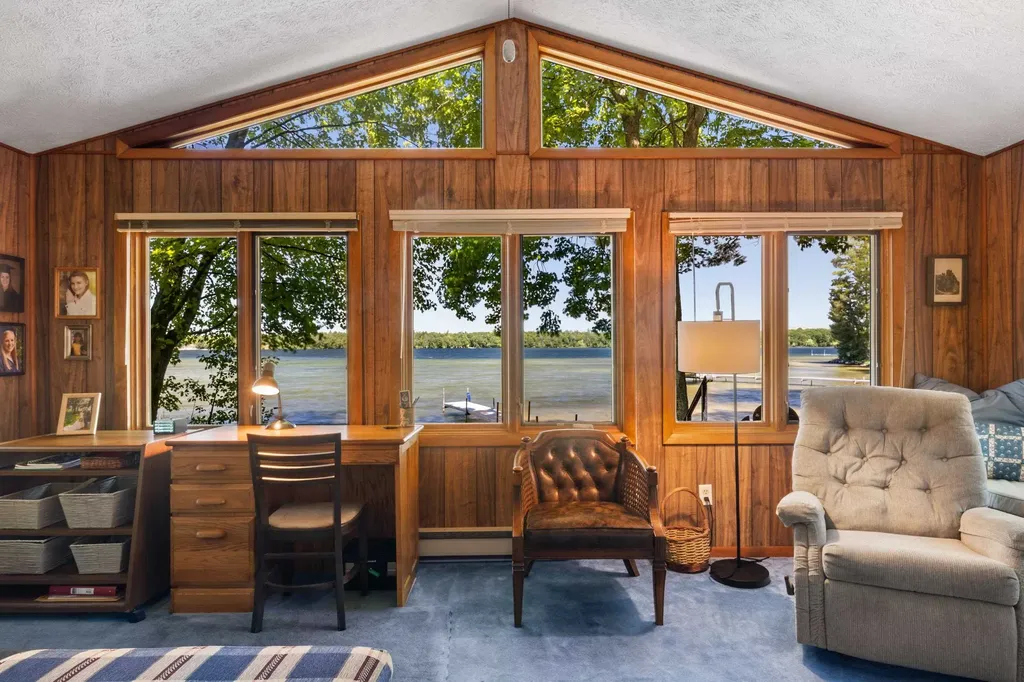 4871 Lakeview Drive Green Lake Township MI 49643