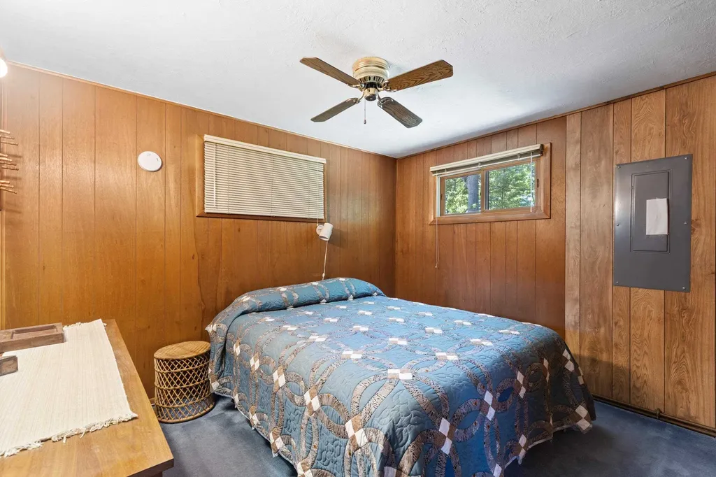 4871 Lakeview Drive Green Lake Township MI 49643