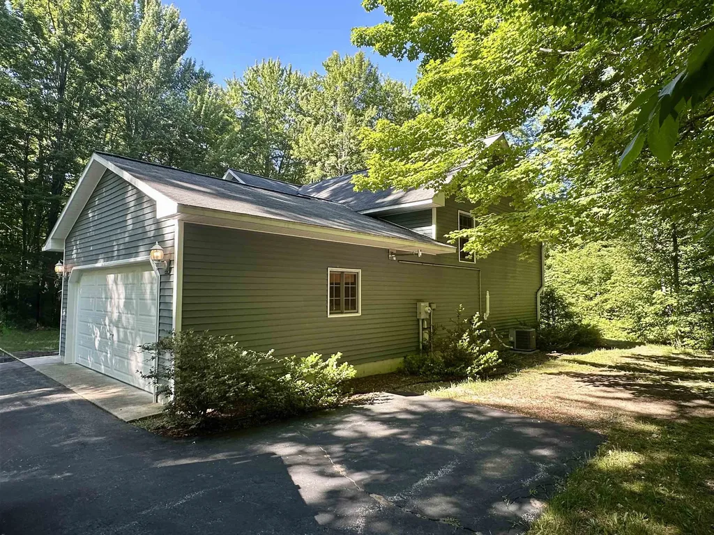 8500 Bent Pine Drive Almira Township MI 49650