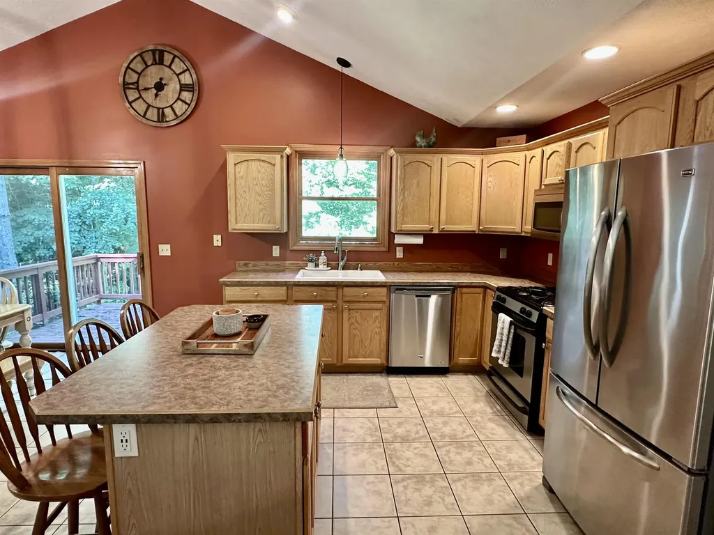 8500 Bent Pine Drive Almira Township MI 49650