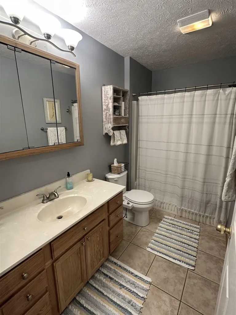 8500 Bent Pine Drive Almira Township MI 49650