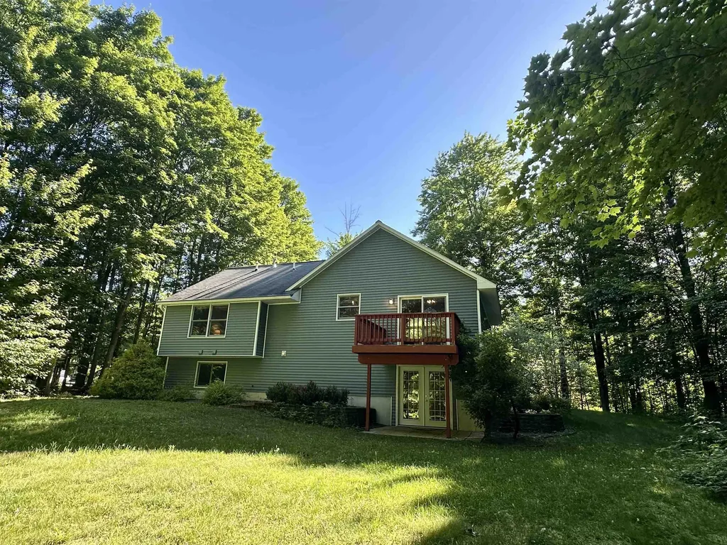8500 Bent Pine Drive Almira Township MI 49650
