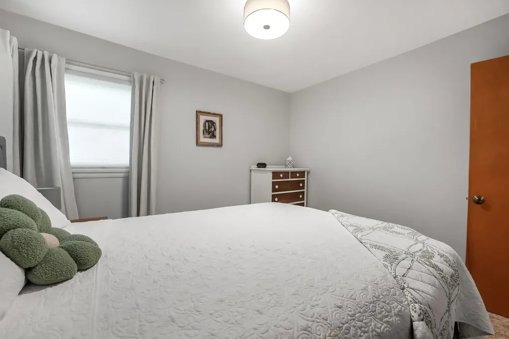 611 Woodland Drive Traverse City City MI 49686
