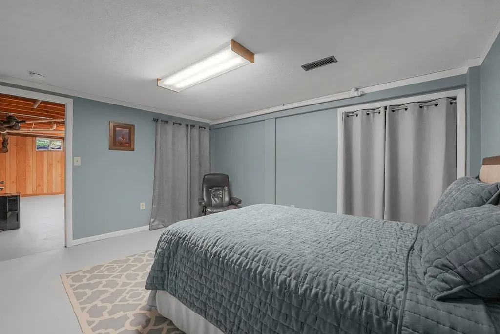 611 Woodland Drive Traverse City City MI 49686