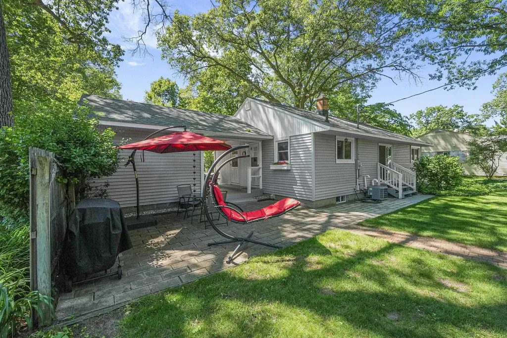 611 Woodland Drive Traverse City City MI 49686