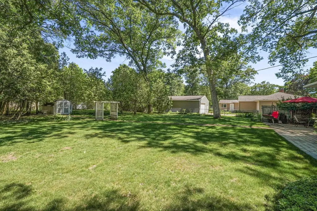 611 Woodland Drive Traverse City City MI 49686