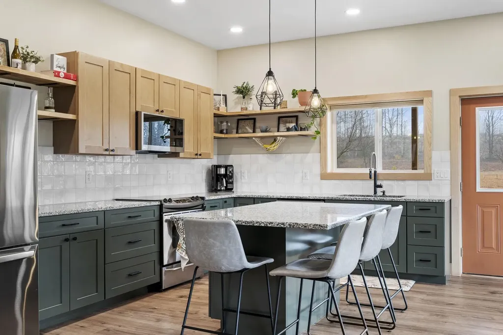 10815 N 25 Road Hanover Township MI 49649