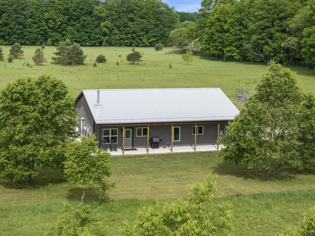 10815 N 25 Road Hanover Township MI 49649