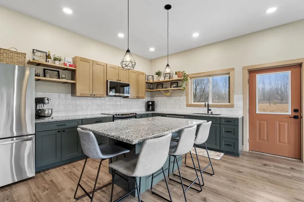 10815 N 25 Road Hanover Township MI 49649