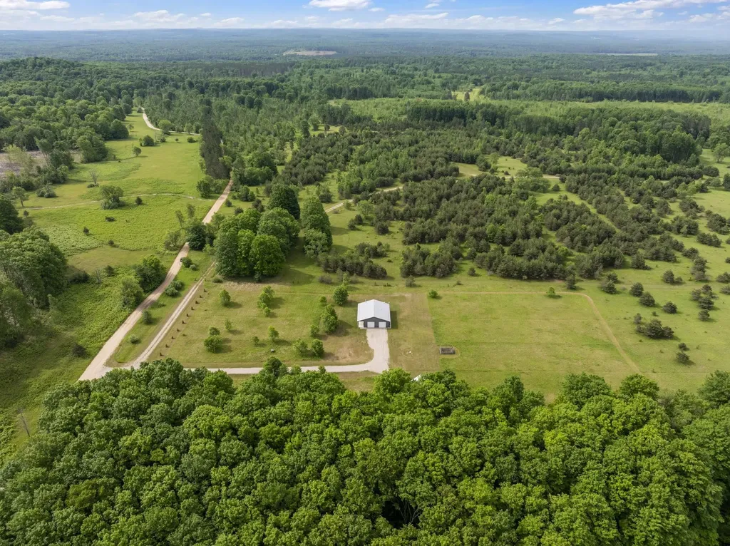10815 N 25 Road Hanover Township MI 49649