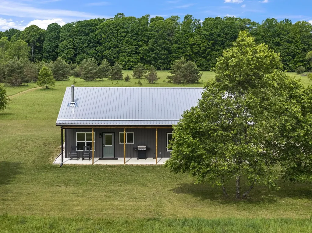 10815 N 25 Road Hanover Township MI 49649
