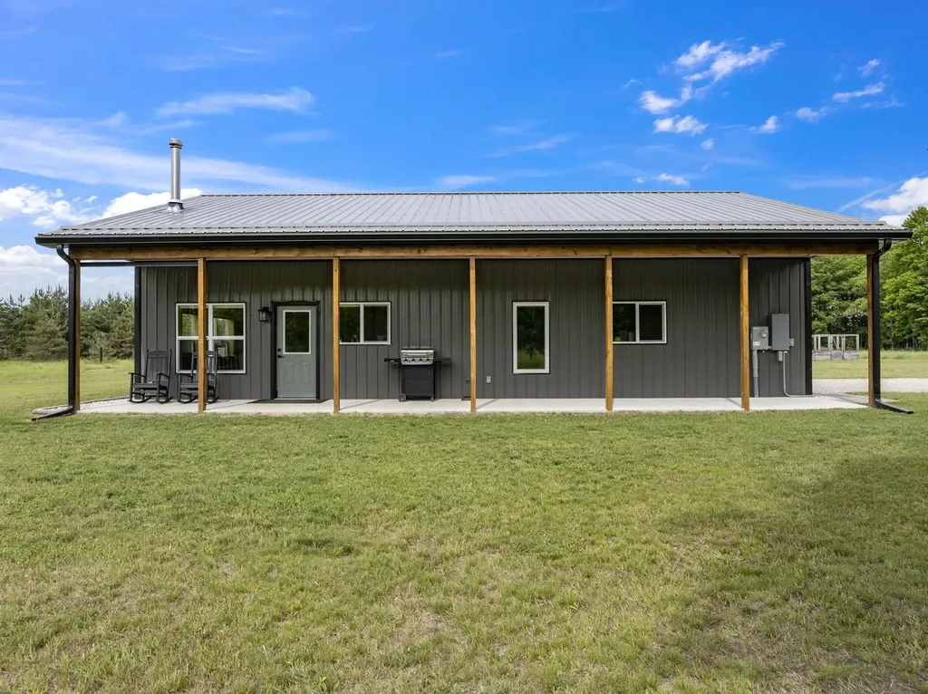 10815 N 25 Road Hanover Township MI 49649