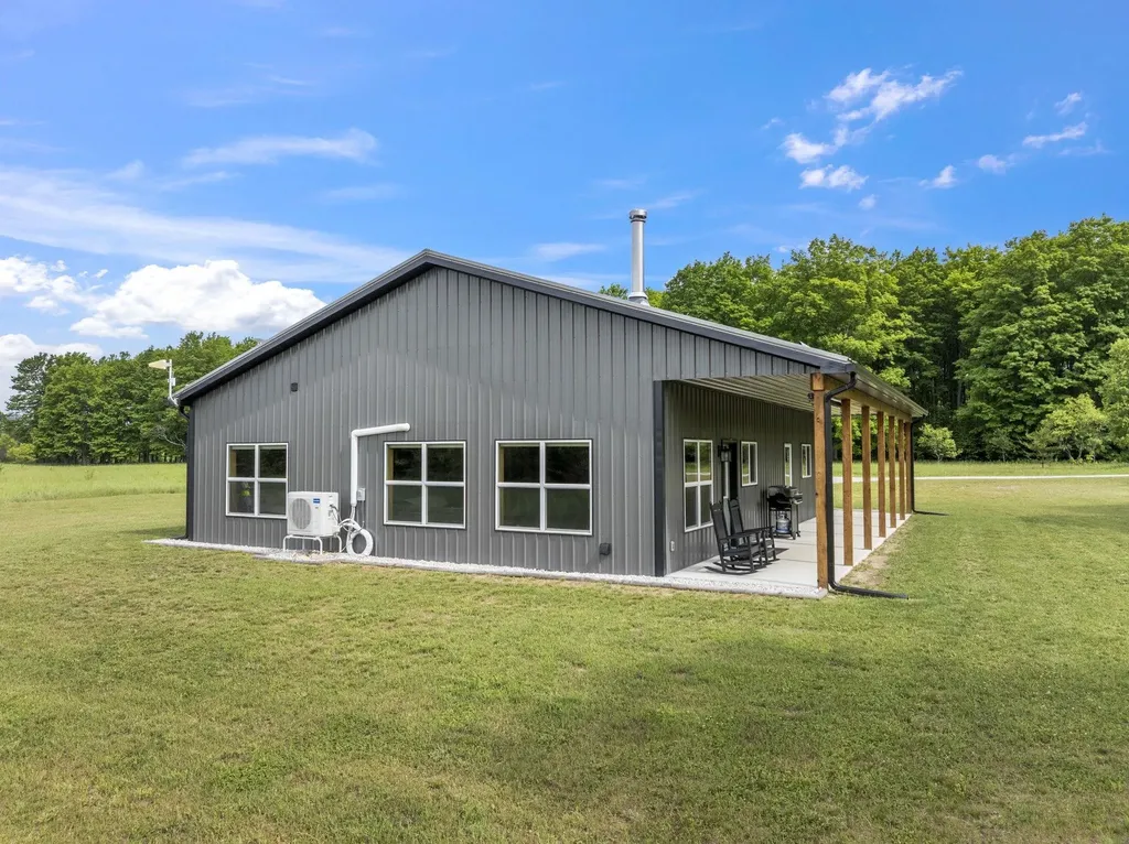 10815 N 25 Road Hanover Township MI 49649