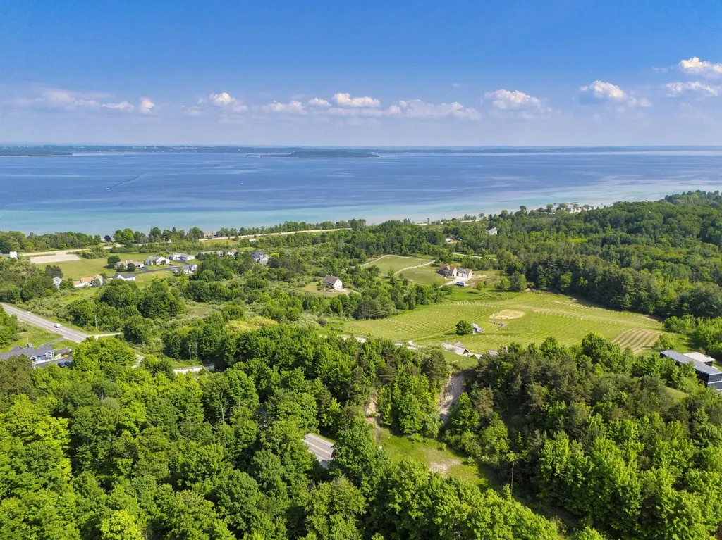 10702 E Hilltop Road Bingham Township MI 49682