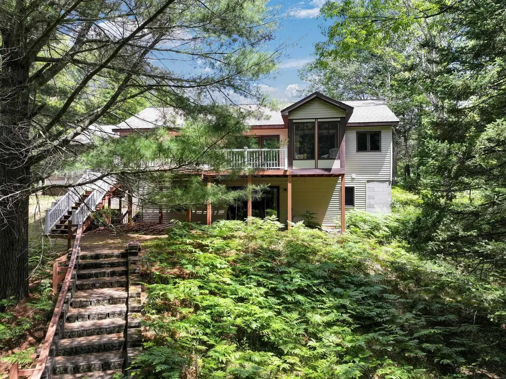 9281 N 41 Road Liberty Township MI 49663