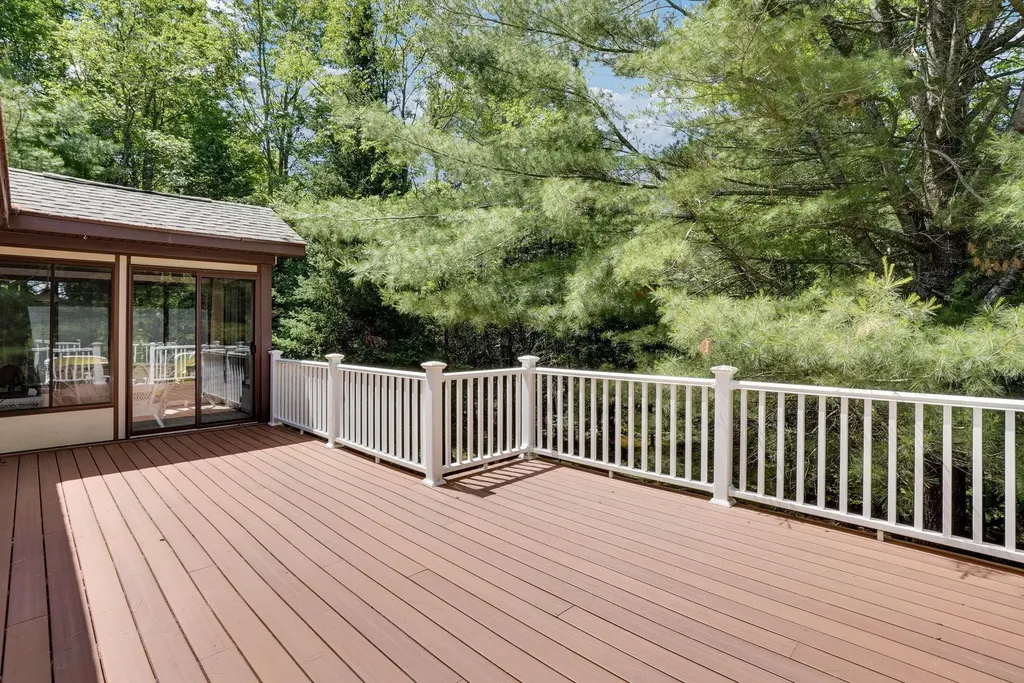 9281 N 41 Road Liberty Township MI 49663