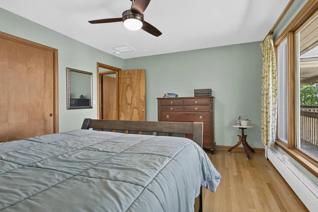1630 Timber Lane Drive Peninsula Township MI 49686