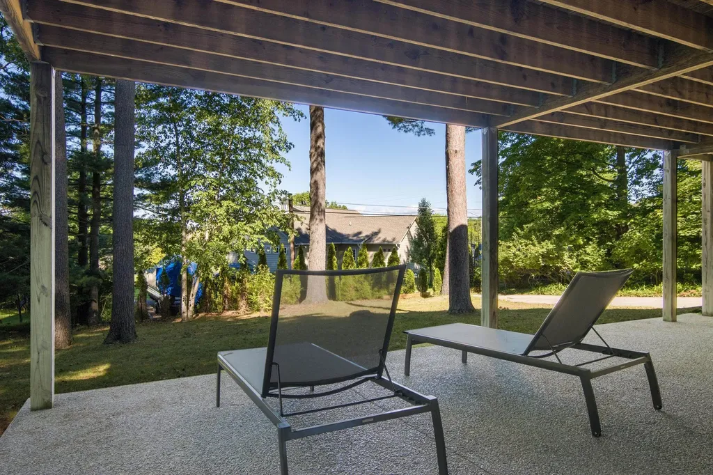 1630 Timber Lane Drive Peninsula Township MI 49686