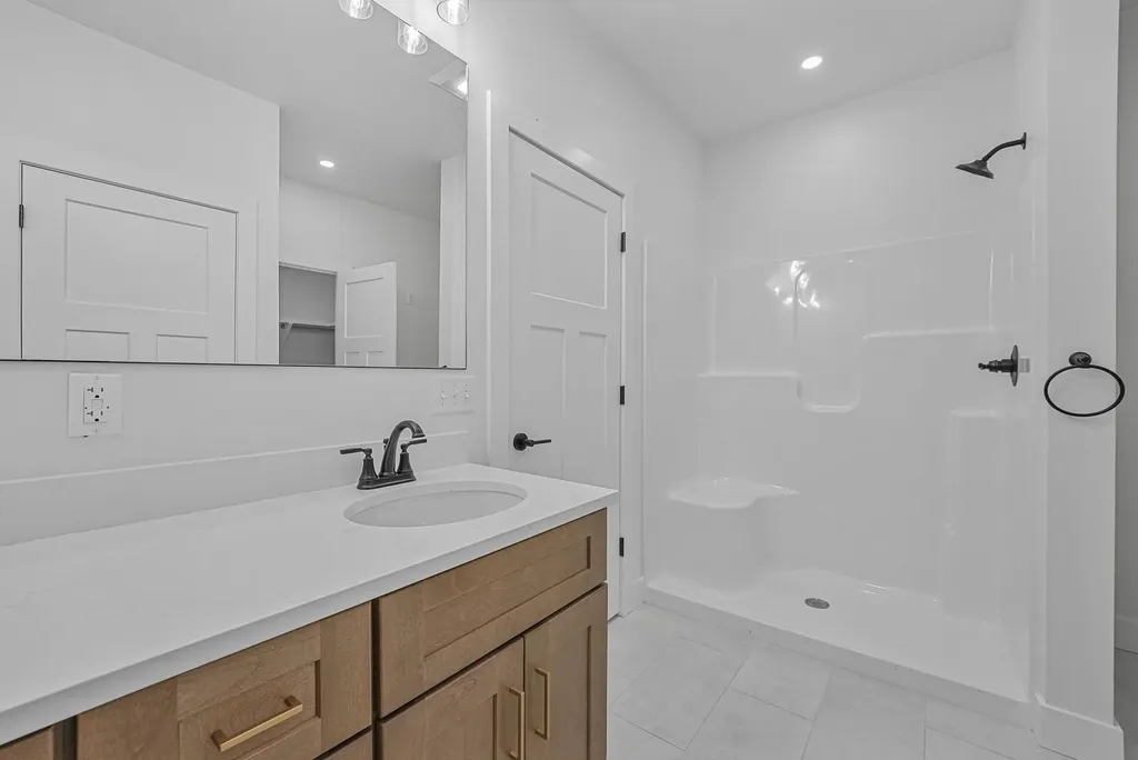 3038 Michele Marie Green Lake Township MI 49637